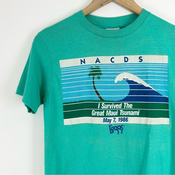 VTG 1986 Hanes L’eggs Maui Graphic Tee - Picture 1 of 12